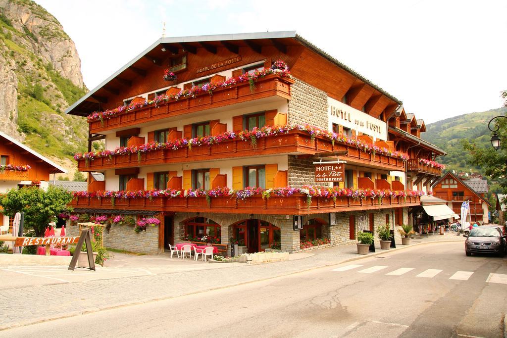 ואלואר Hotel De La Poste מראה חיצוני תמונה